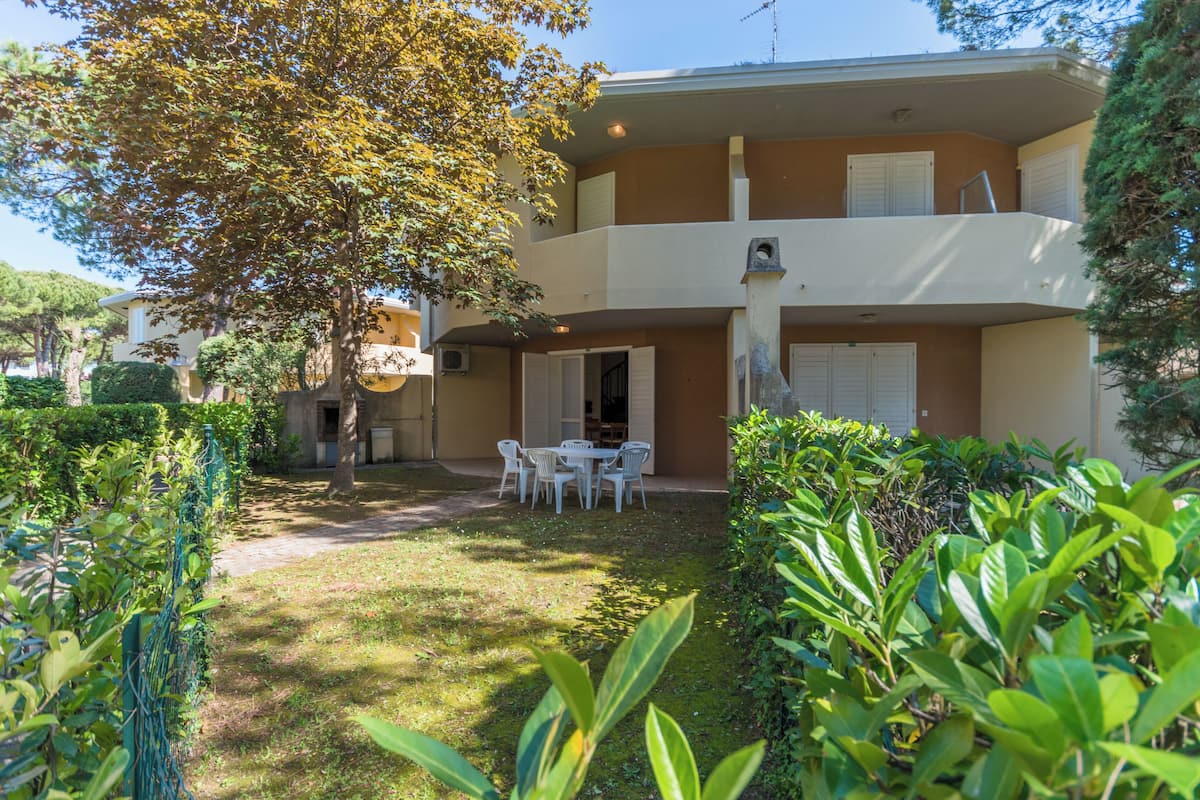 Apartment, 2 Bedrooms, Patio, Garden View | Garden