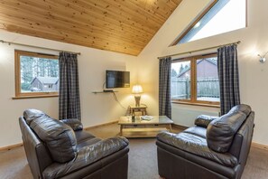 Living area - Rainbow Spa Plus, Dundee (Fowlis)