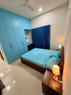 Bügeleisen/Bügelbrett, WLAN