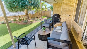 Terrace/patio - Ibis Rest Beach House (Geographe)