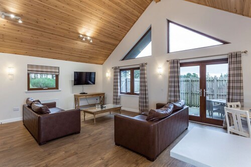 Raeburn Premier Spa, Dundee