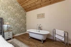 Room - Byron Premier Spa, Dundee (Fowlis)