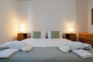 2 bedrooms, iron/ironing board, WiFi, bed sheets - Aurora Urban Nest (Firenze)