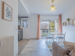 Interior - Studio avec balcon et parking proche plages (Cannes)