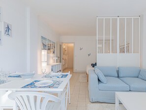 TV - Le Bleu Ciel - Studio Croisette idéal congrès (Cannes)