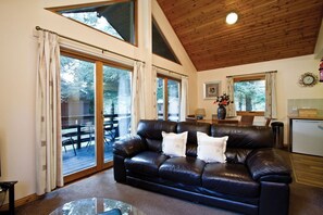 Living area - Osprey Spa, Piperdam (Fowlis)