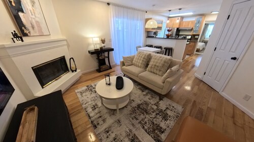 Entire 2BR 2BA condo in Greenwood Village