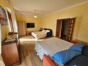 Fer et planche à repasser, Wi-Fi, draps fournis