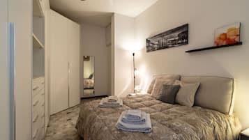 1 Schlafzimmer, Bügeleisen/Bügelbrett