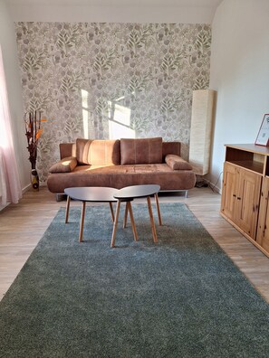 Living area - House with lake view (Fürstenau)