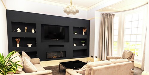 Bay Apt l Luxury l Central l Sea View