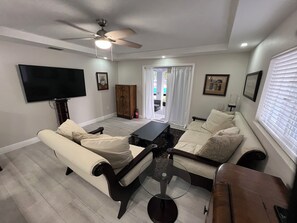 TV - Clean, comfortable, & centrally located 1/1 (Tavernier)