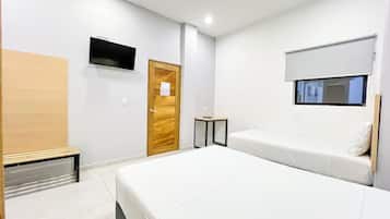 Ropa de cama hipoalergénica y escritorio