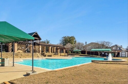 Heavenly Spacious 4 bedroom house in charming Fort Worth-Keller Alliance area