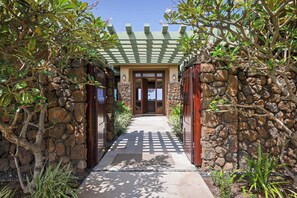 Exterior detail - Wai'ula'ula Villa 409 Four Bedroom (Kohala Coast)