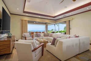 TV - Wai'ula'ula Villa 409 Four Bedroom (Kohala Coast)