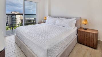 Departamento de lujo, balcón, vista a la playa | Tabla de planchar con plancha y wifi gratis