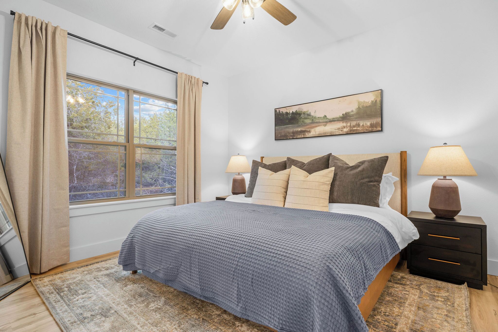 Iron/ironing board, travel cot, free WiFi, bed sheets