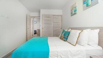 Apartment, Balcony, Sea View | Free WiFi