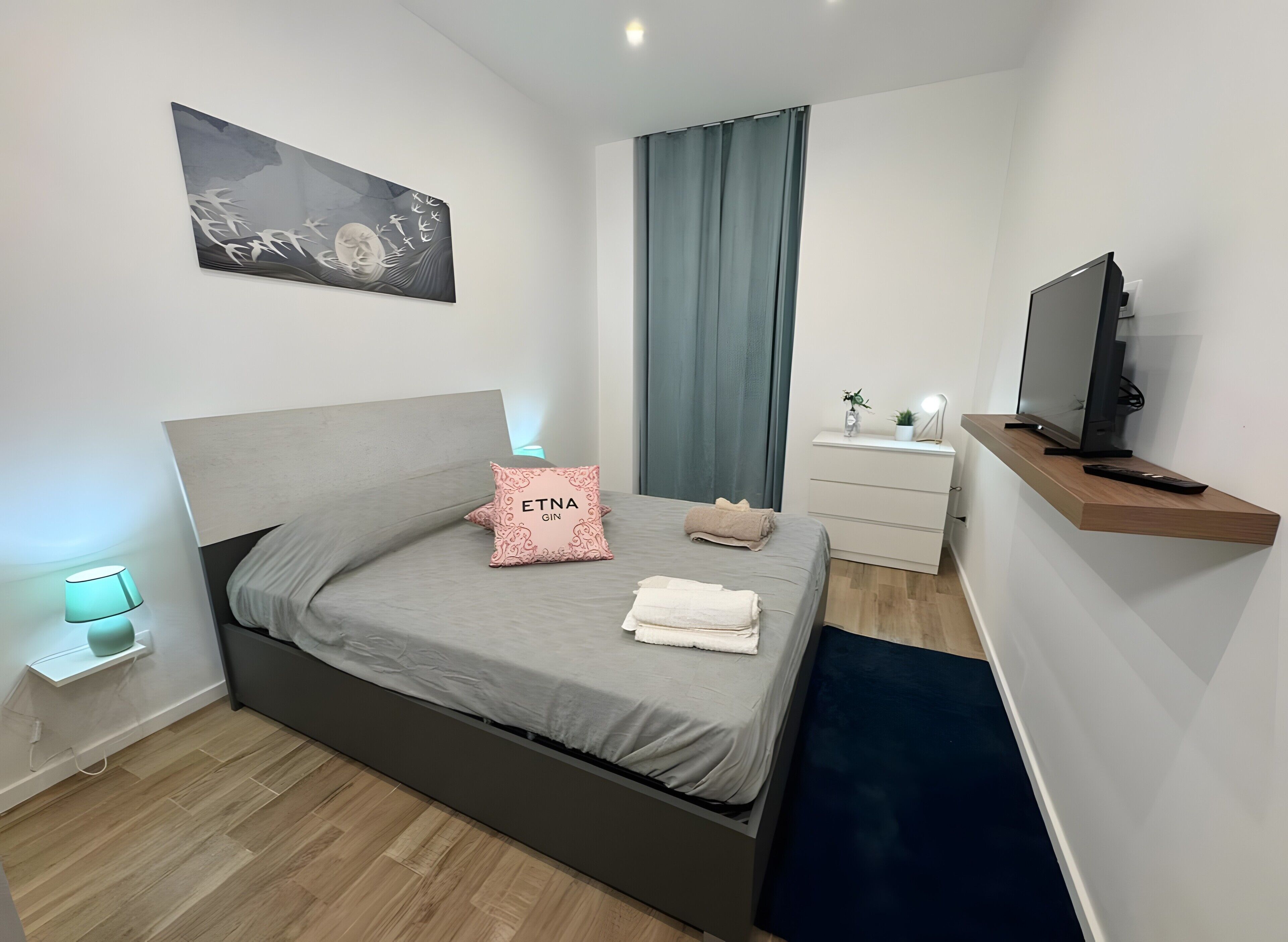 3 bedrooms, WiFi, bed sheets