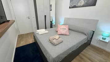 3 bedrooms, WiFi, bed sheets