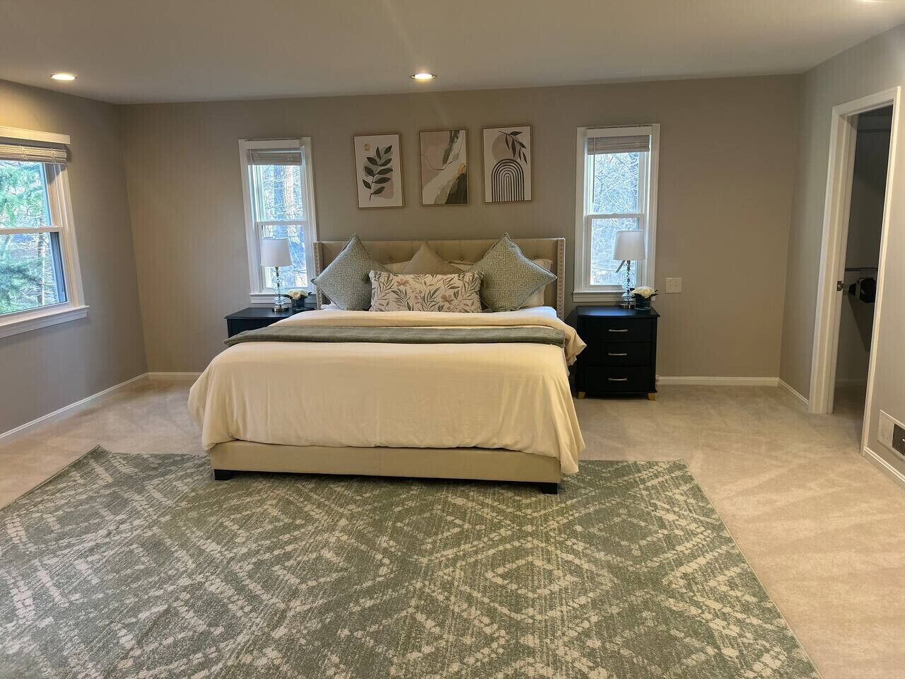 Desk, iron/ironing board, travel crib, WiFi