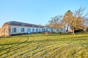 Exterior - Château Tour Chapoux - Piscine privée (Saint-Antoine-du-Queyret)