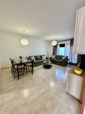 TV - Apartment La Pituca II (Playa Blanca)