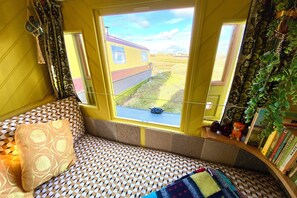 Interior - Jellybean - cute and cosy tiny houseboat in a nature reserve by the sea. (Shoreham-by-Sea)