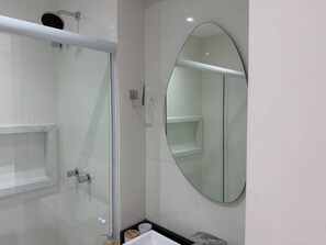 Towels, toilet paper - Quatro Quartos Iluminados (Rio de Janeiro)