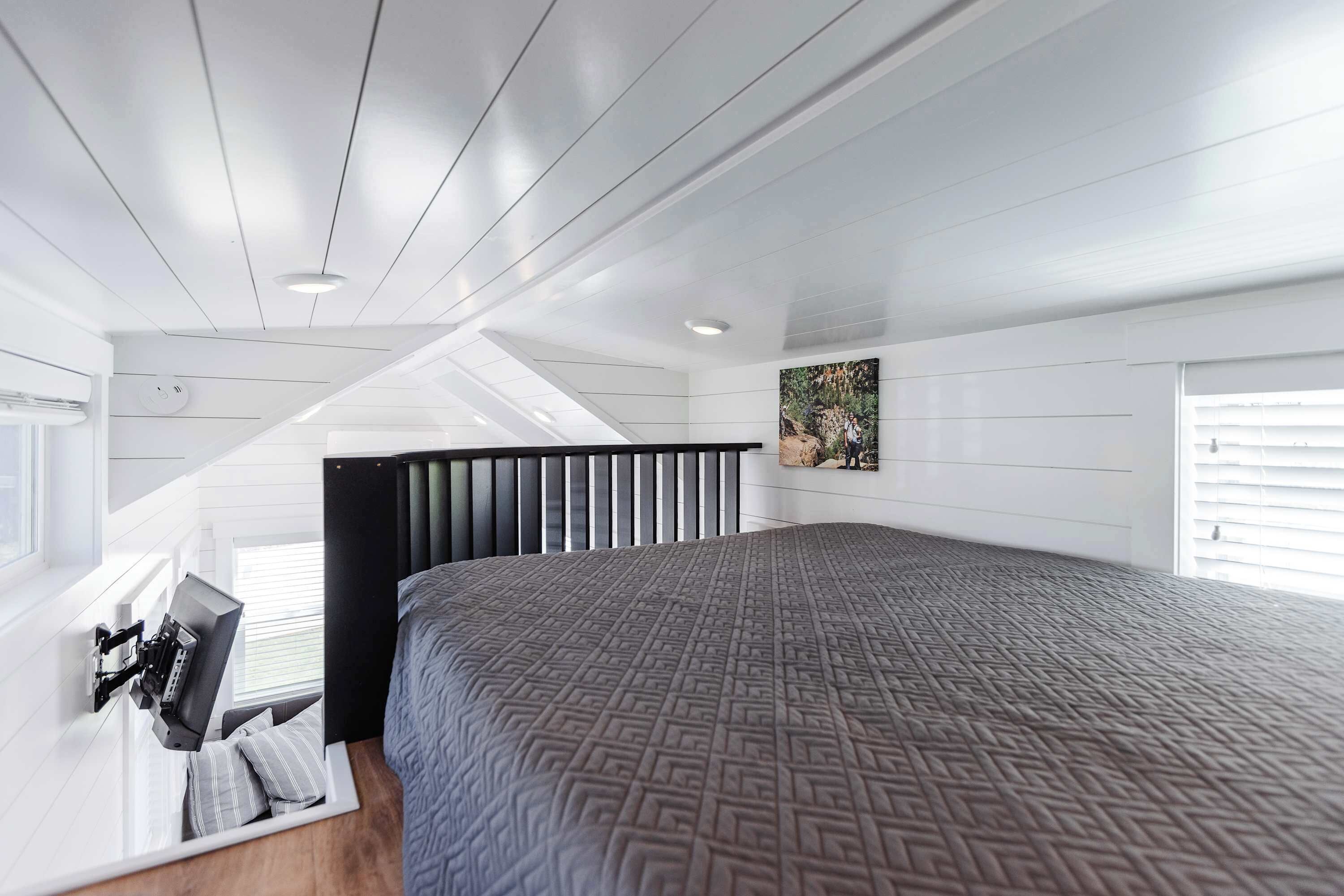 1 bedroom, travel crib, WiFi, bed sheets