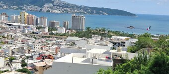 Apartment with a beautiful view of the Bay