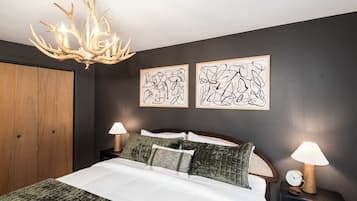 3 Schlafzimmer, Schreibtisch, Bügeleisen/Bügelbrett, Reisekinderbett