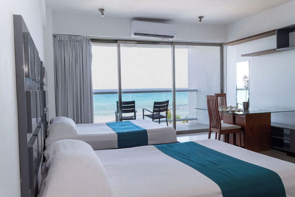 Standard-Studio, Balkon, Meerblick | Zimmersafe, Verdunkelungsvorhänge, kostenloses WLAN