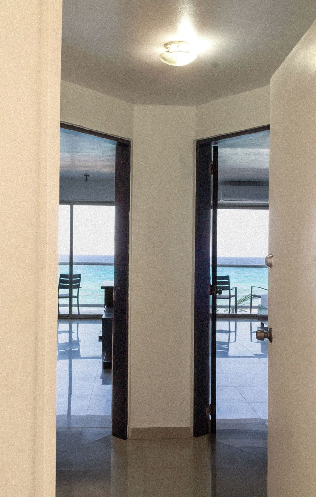 Tweepersoonskamer, balkon, uitzicht op oceaan | Interieur