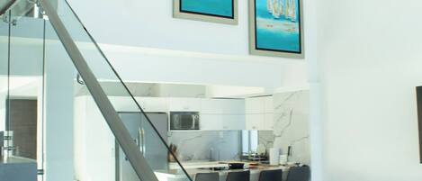 Penthouse, balkon, uitzicht op oceaan | Interieur