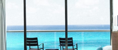 Chambre Triple, balcon, vue océan
