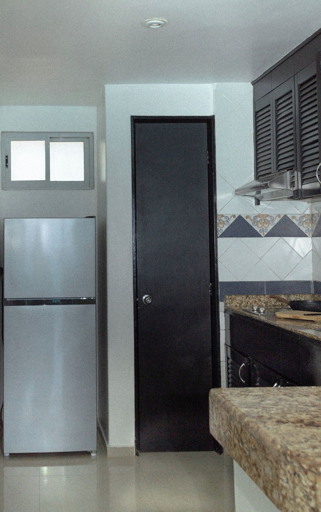 Dreibettzimmer, Balkon, Meerblick | Innenbereich