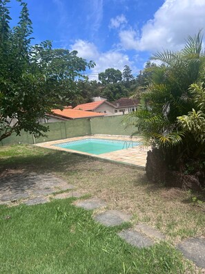 Pool - House for 8 guests with pool and barbecue, pets allowed. (Petrópolis)