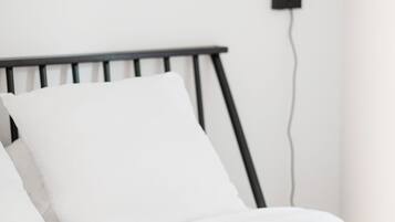 Iron/ironing board, WiFi