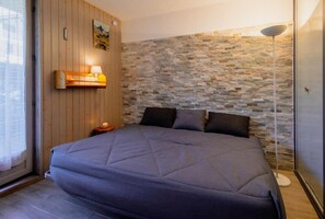 Internet - 230m from resort center, Ground floor, balcony, parking, tv, ski locker, 23m², Valloire (Valloire)
