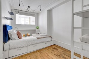 1 Schlafzimmer, Bügeleisen/Bügelbrett, Internetzugang, Bettwäsche