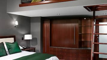 ห้องพัก (Azuridge) | ตู้นิรภัยในห้องพัก, ผ้าม่านกันแสง, เตารีด/โต๊ะรีดผ้า, Wi-Fi ฟรี