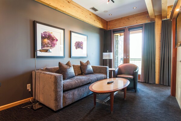 Premium Suite | Living area