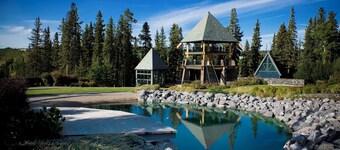 Azuridge Estate Hotel