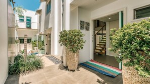 Exterior detail - 36 Seaview Terrace Sunshine Beach (Sunshine Beach)