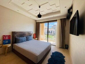 3 chambres, fer et planche à repasser, accès au Wi-Fi (inclus)