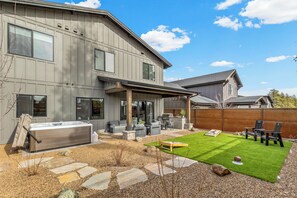 Terrace/patio - NEW! | Int Design | AC | Hot Tub | Backyard Oasis! (Flagstaff)