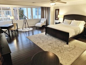 Desk, iron/ironing board, travel cot, WiFi