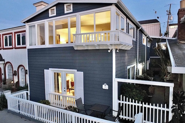 Welcome to LB Peninsula – Steps to Beach